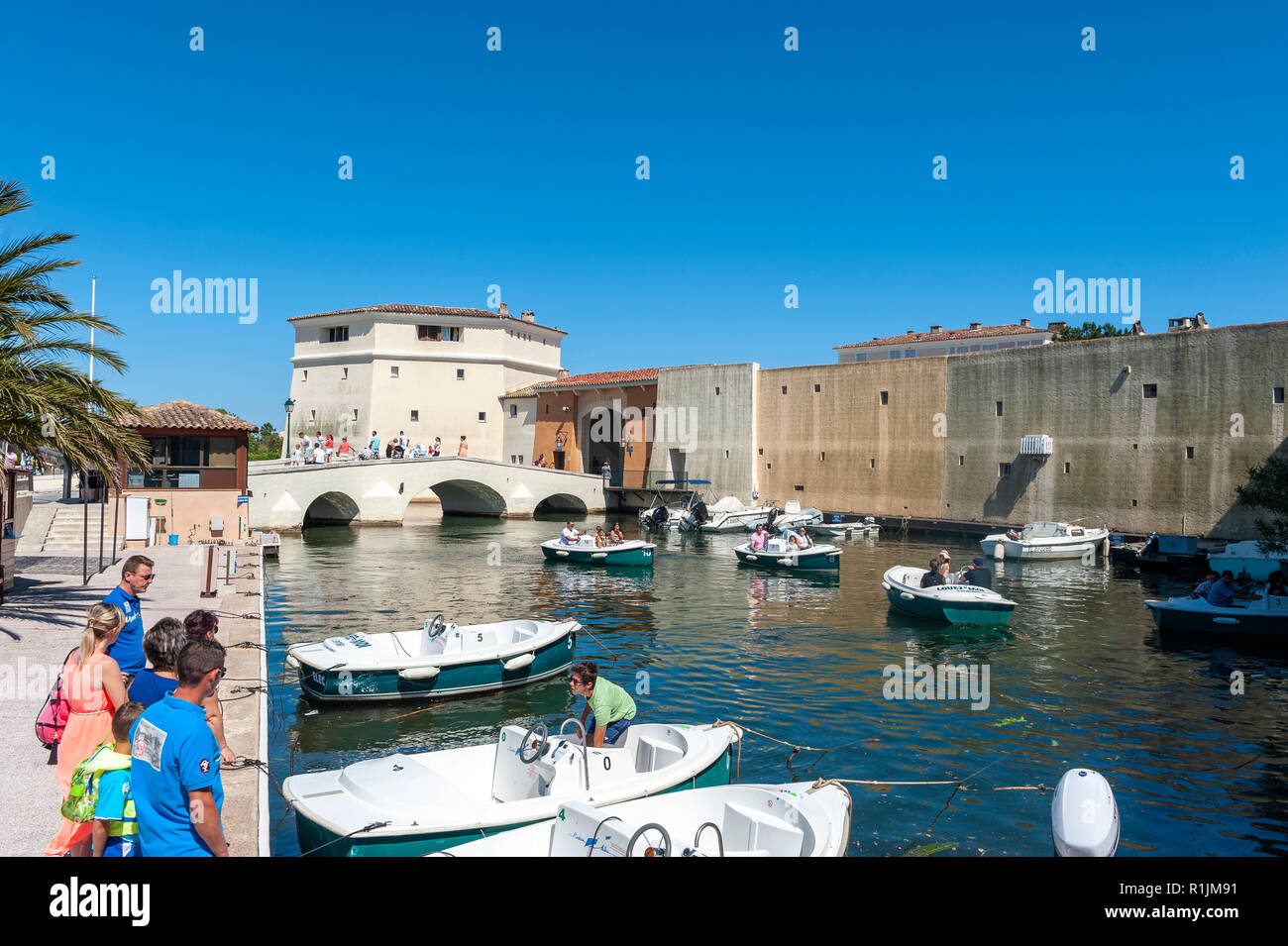 City wall at the bridge Pont de la Poteme, Port Grimaud, Var, Provence-Alpes-Cote d`Azur, France, Europe Stock Photo